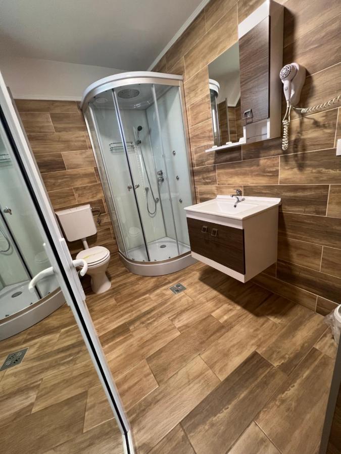 Hotel Gorunul Hunedoara Zewnętrze zdjęcie